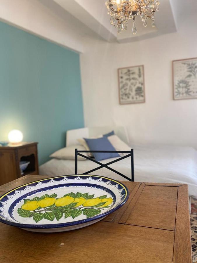 3 Studios Hyeres - Centre Ville Rue Pietonne - Manon ภายนอก รูปภาพ